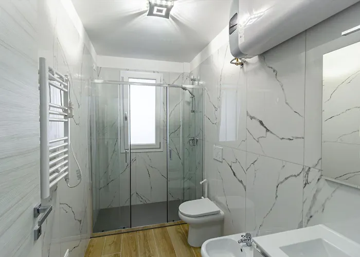 Trendy Flat With Shared Pool And Terrace Apartament *